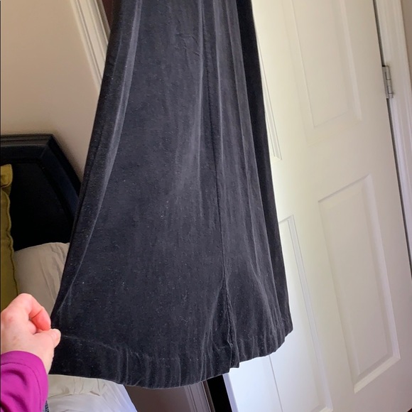 Vintage long velvet skirt - Picture 3 of 4